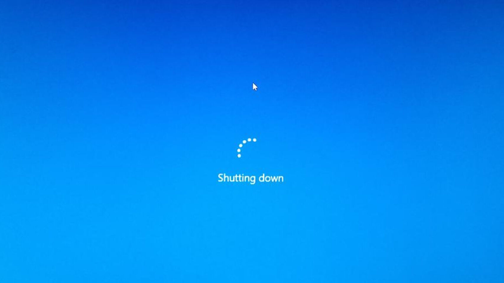 Windows 10: La última actualización del sistema reinicia forzosamente las computadoras