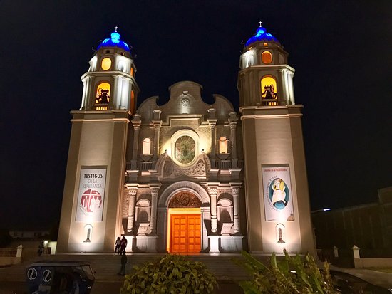 Interior Catedral Nuestra Señora del Carmen y San Pedro Apóstol