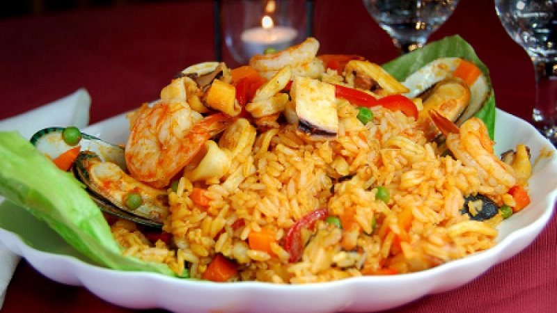 Arroz con mariscos, una delicia marina para disfrutar en familia