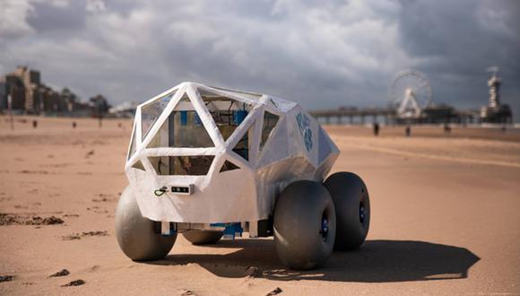 Beachbot, el pequeño robot que limpia las playas