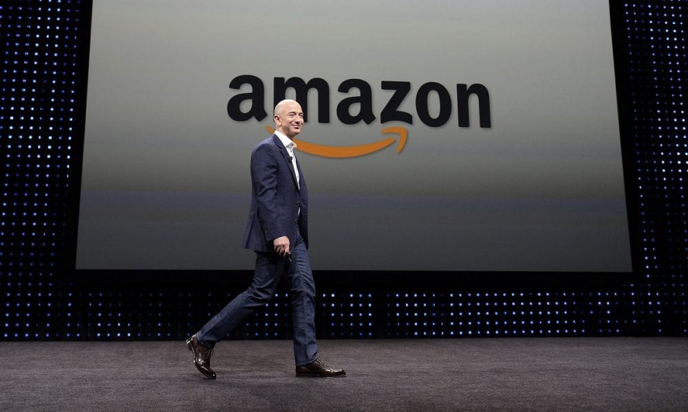Amazon ofrece pagar la universidad a la mayoría de sus empleados