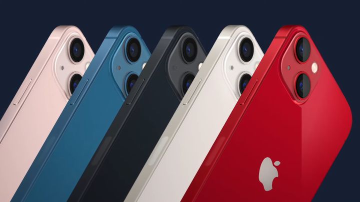Apple lanza el iPhone 13, de diseño similar al 12 y con la cámara mejorada